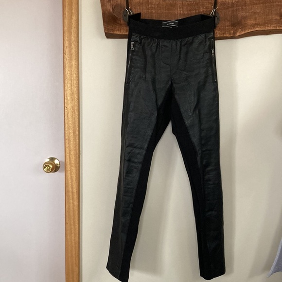 Le Chateau leather fronted leggings - Picture 2 of 8